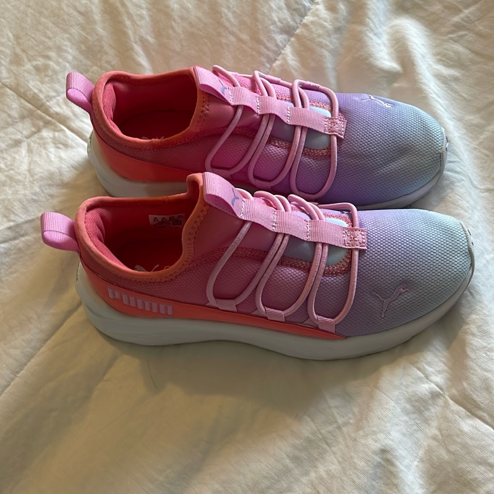 Women’s Puma softride shoes size 6.5 youth size so 8.5 womens